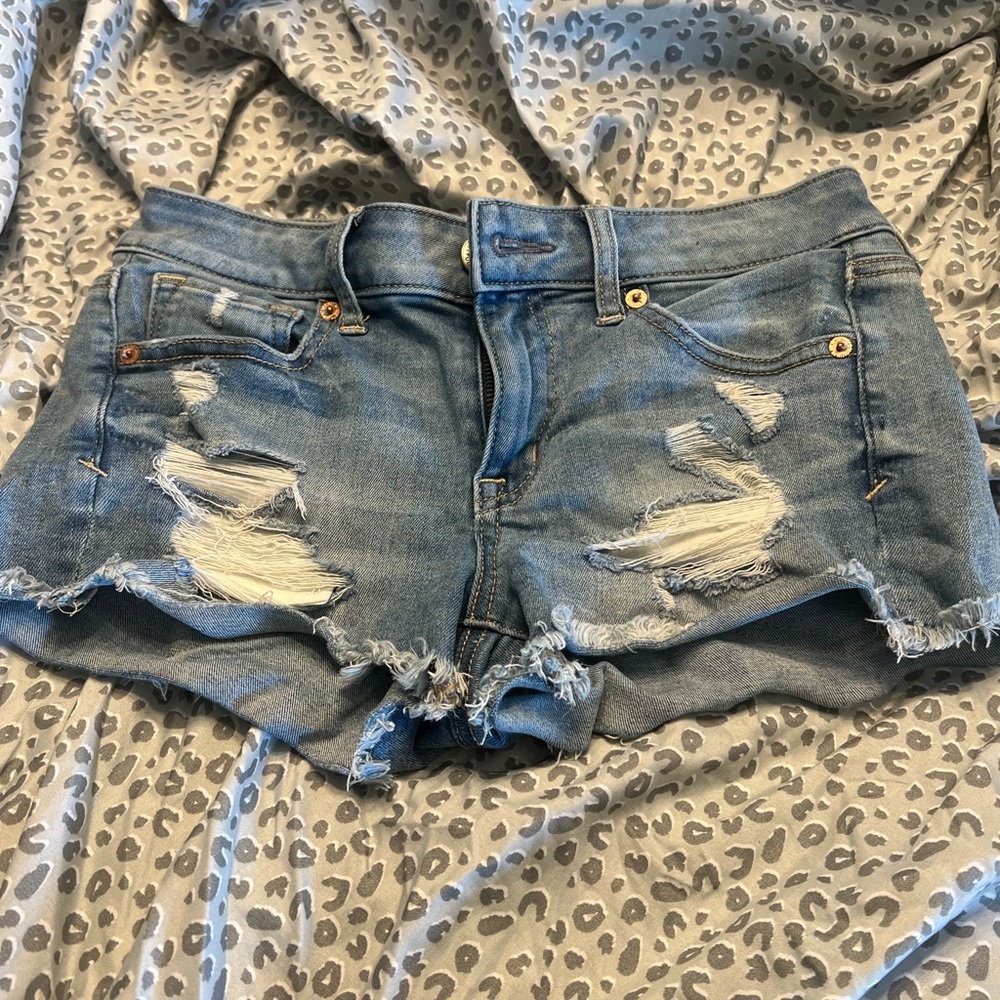 American Eagle distressed shortie shorts sz 2